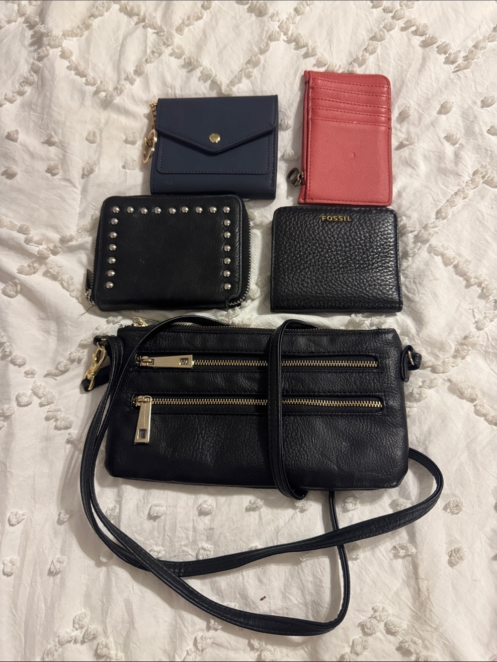Lot of mixed wallets and small crossbody bag, small Fossil wallet, safe keepe,